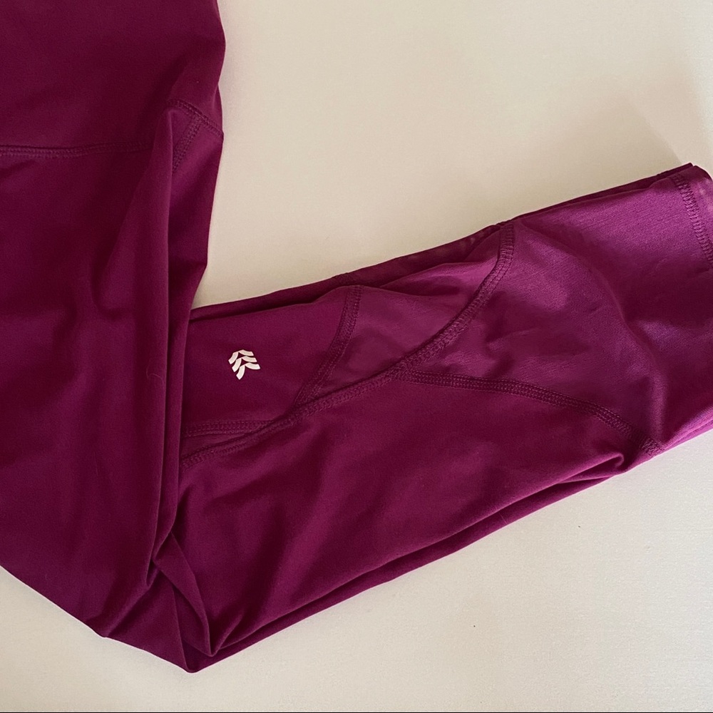 All In Motion Leggings mesh inserts pockets athletic apparel Size Small
